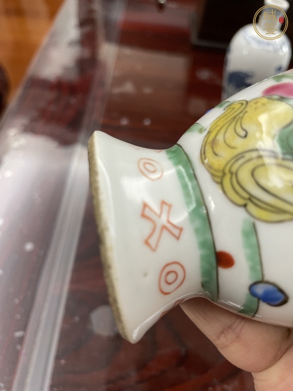 古玩陶瓷粉彩人物故事紋撇口瓶真品鑒賞圖