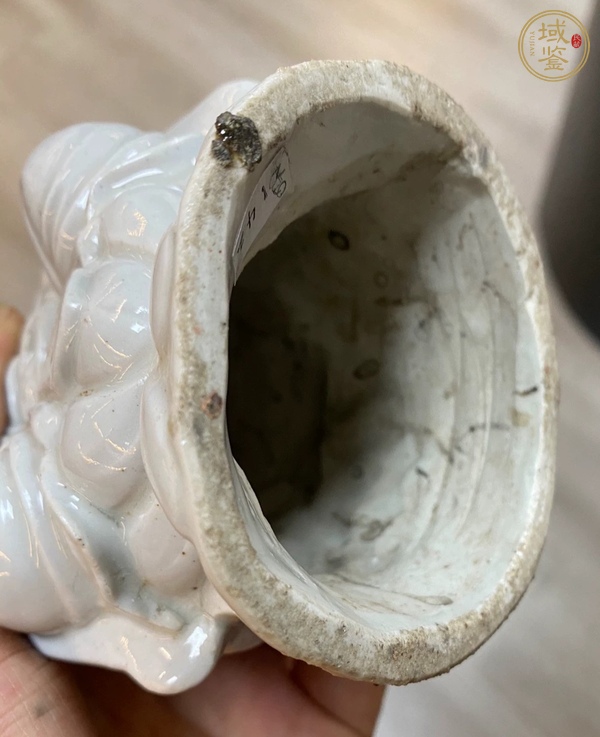 古玩陶瓷德化白瓷觀音菩薩造像真品鑒賞圖