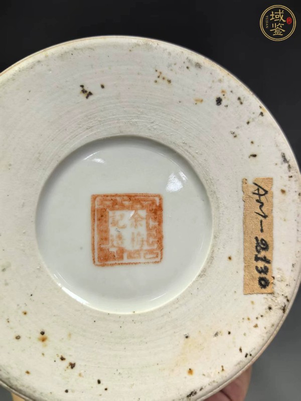 古玩陶瓷珊瑚紅開光淺絳彩帽筒真品鑒賞圖