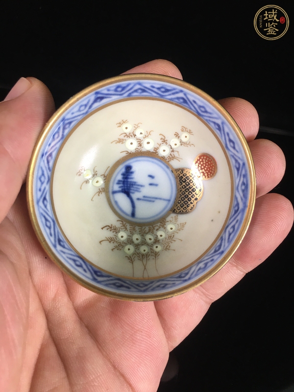 古玩陶瓷日本明治彩繪人物紋杯真品鑒賞圖