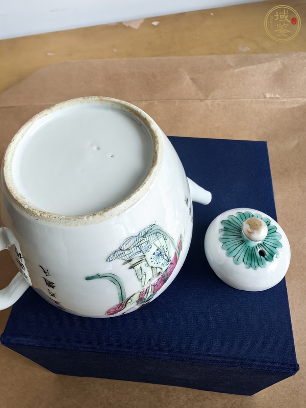 古玩陶瓷無雙譜粉彩執(zhí)壺真品鑒賞圖