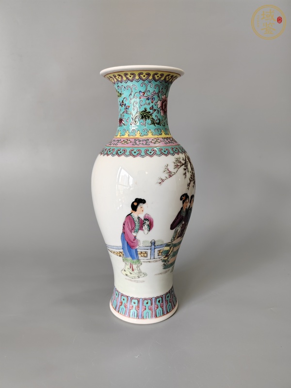 古玩陶瓷粉彩人物故事觀音瓶真品鑒賞圖