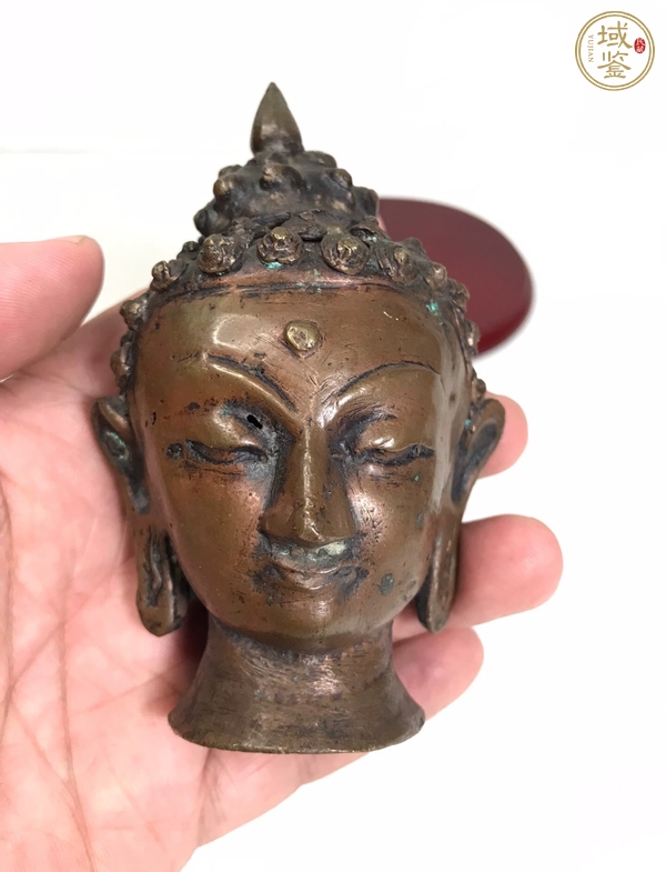 古玩銅器佛首真品鑒賞圖