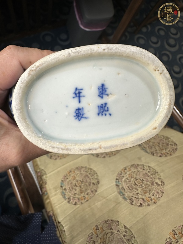 古玩陶瓷青花抱月瓶真品鑒賞圖