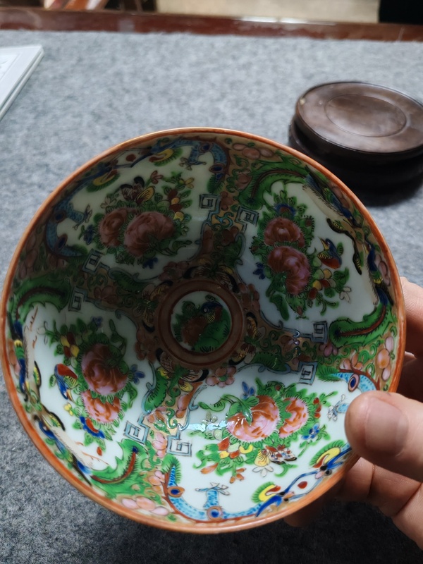 古玩陶瓷花鳥蝶紋廣彩碗拍賣，當(dāng)前價格658元