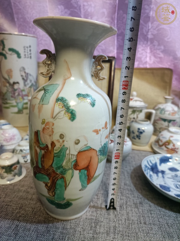 古玩陶瓷油粉彩人物故事紋撇口瓶真品鑒賞圖