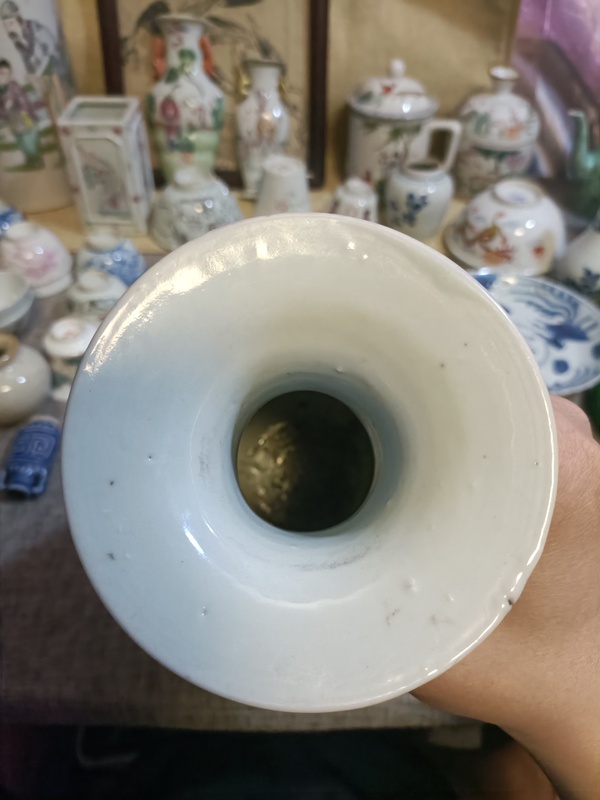 古玩陶瓷民國油粉彩人物故事紋撇口瓶拍賣,當前價格3888元