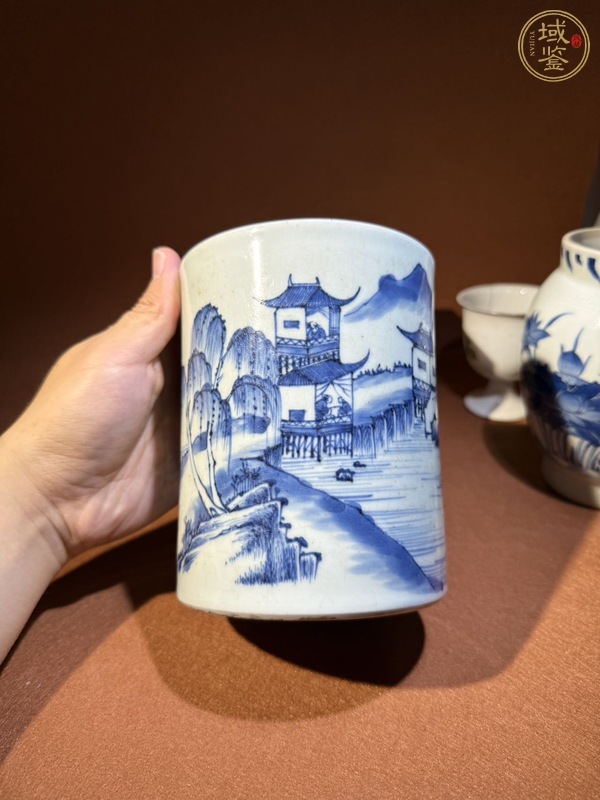 古玩山水紋青花筆筒真品鑒賞圖