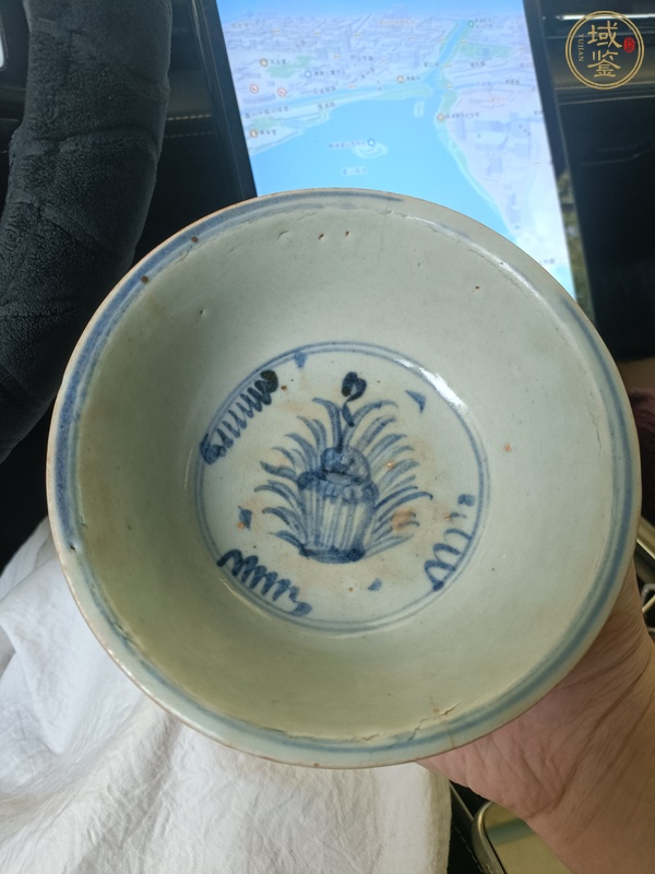 古玩陶瓷青花花卉紋碗真品鑒賞圖