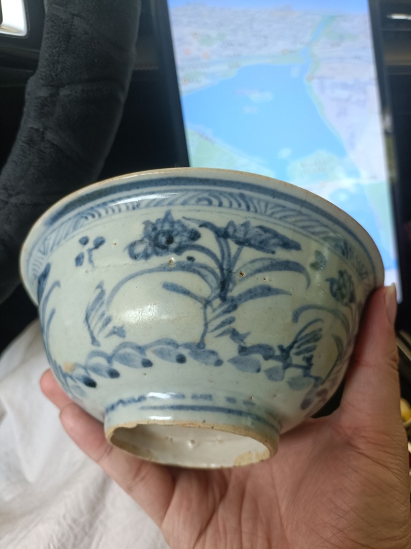 古玩轉(zhuǎn)賣空白期青花花卉紋碗拍賣，當前價格860元