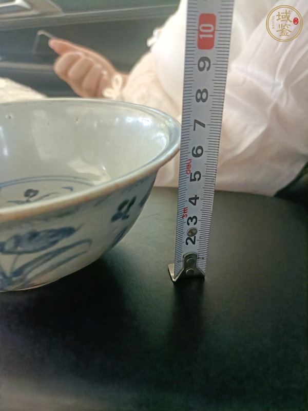 古玩陶瓷青花花卉紋碗真品鑒賞圖