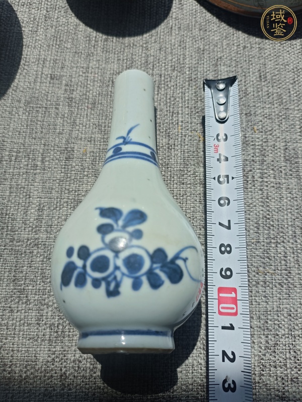 古玩陶瓷青花花卉紋膽式瓶真品鑒賞圖