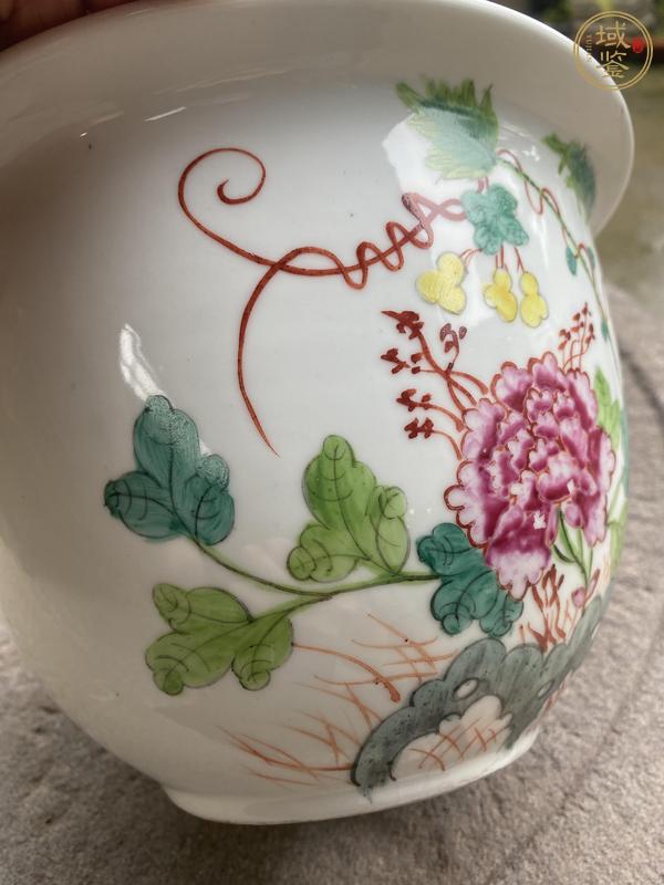 古玩陶瓷花卉紋粉彩花盆真品鑒賞圖