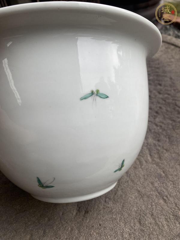 古玩陶瓷花卉紋粉彩花盆真品鑒賞圖