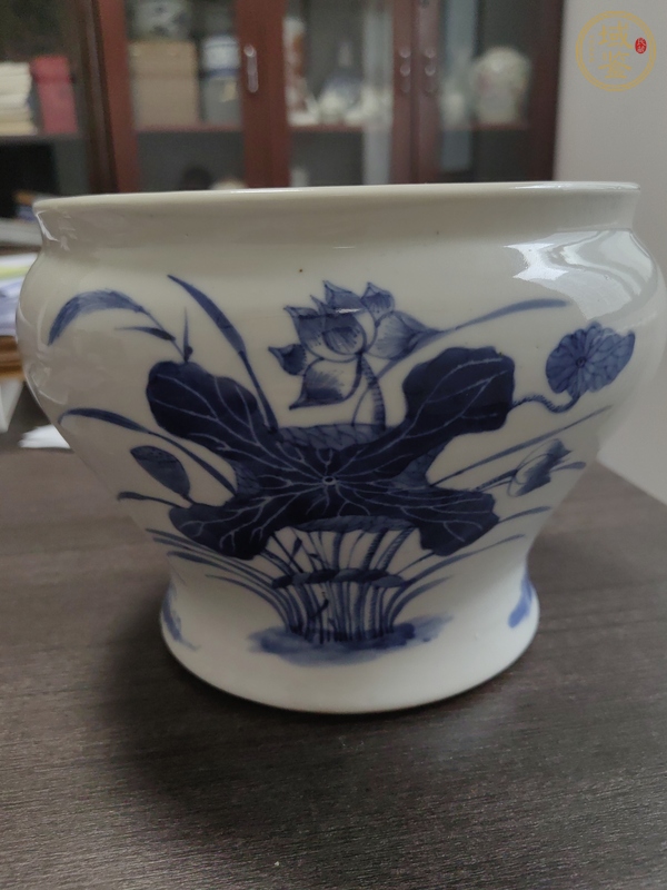 古玩陶瓷清晚·青花四季花卉紋廣口罐 真品鑒賞圖