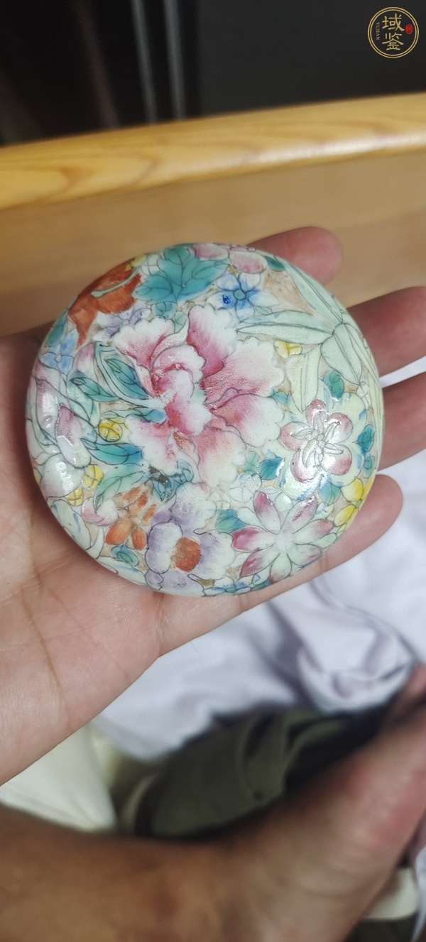 古玩陶瓷百花不落地粉彩印泥盒真品鑒賞圖