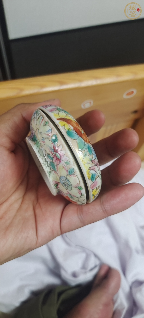 古玩陶瓷百花不落地粉彩印泥盒真品鑒賞圖