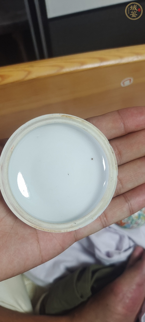 古玩陶瓷百花不落地粉彩印泥盒真品鑒賞圖