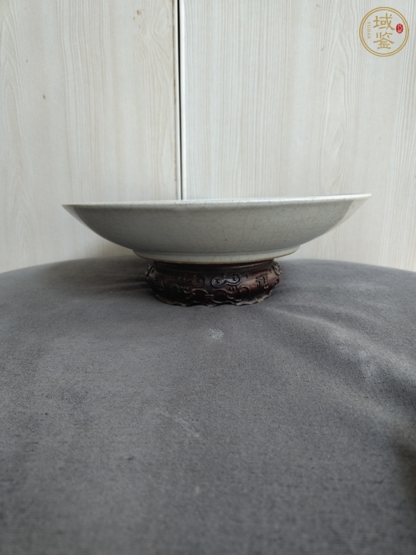 古玩陶瓷盤真品鑒賞圖