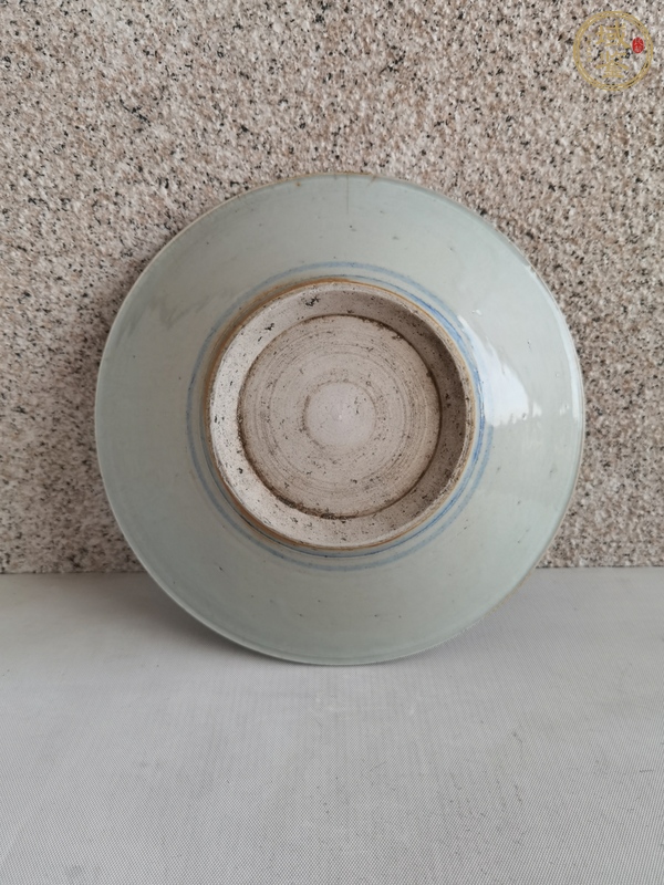 古玩陶瓷青花花卉紋盤真品鑒賞圖
