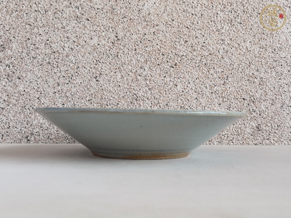 古玩陶瓷青花花卉紋盤真品鑒賞圖