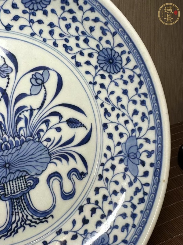 古玩陶瓷青花一把蓮紋臥盤真品鑒賞圖