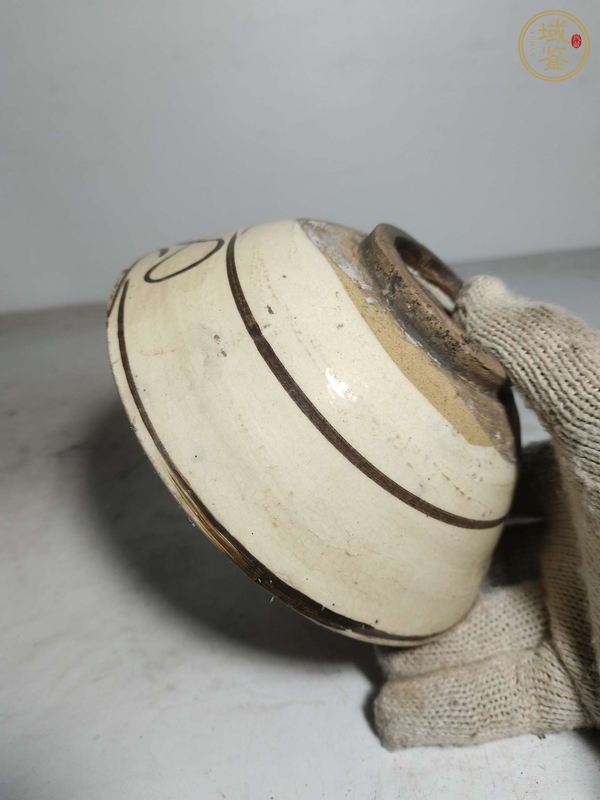 古玩陶瓷磁州窯白底黑花福字紋碗真品鑒賞圖