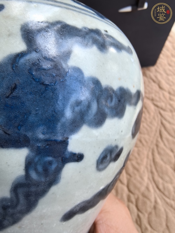 古玩陶瓷青花云紋梅瓶真品鑒賞圖