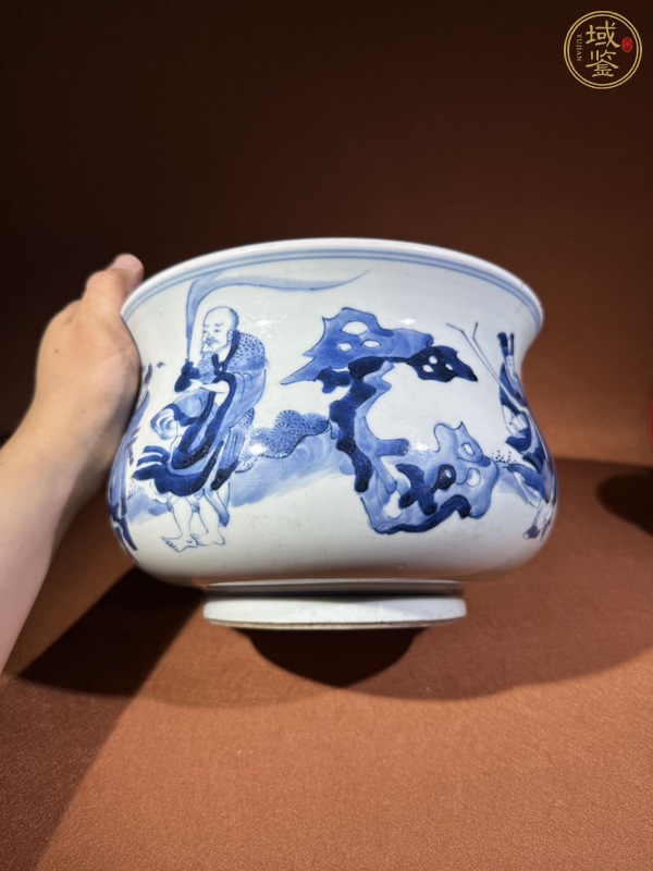 古玩陶瓷八仙圖青花香爐真品鑒賞圖