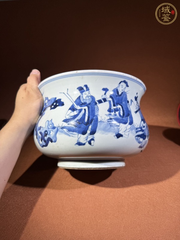 古玩陶瓷八仙圖青花香爐真品鑒賞圖