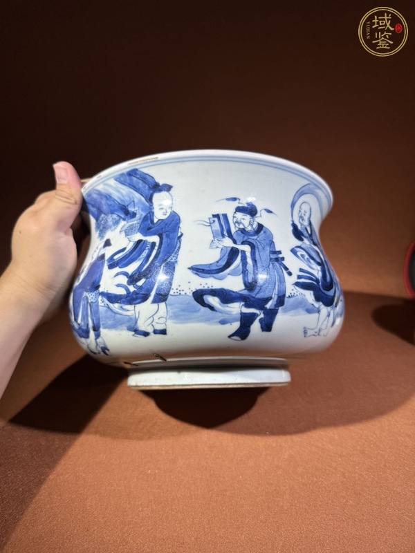 古玩陶瓷八仙圖青花香爐真品鑒賞圖