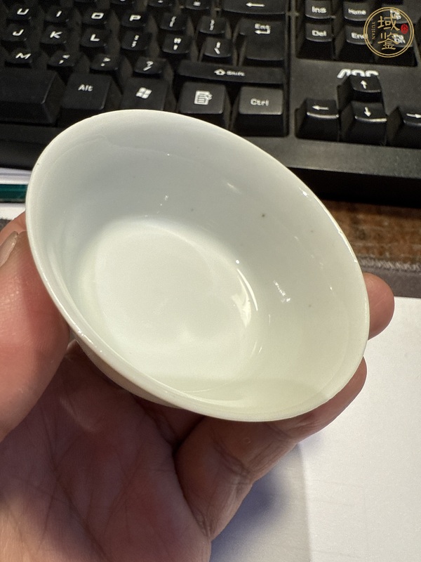 古玩陶瓷白釉杯真品鑒賞圖