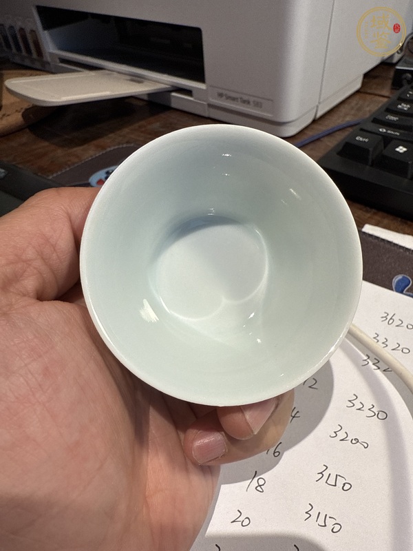 古玩陶瓷清中期 白釉杯真品鑒賞圖