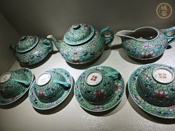 古玩陶瓷民國(guó)松石綠地寶相花茶具真品鑒賞圖