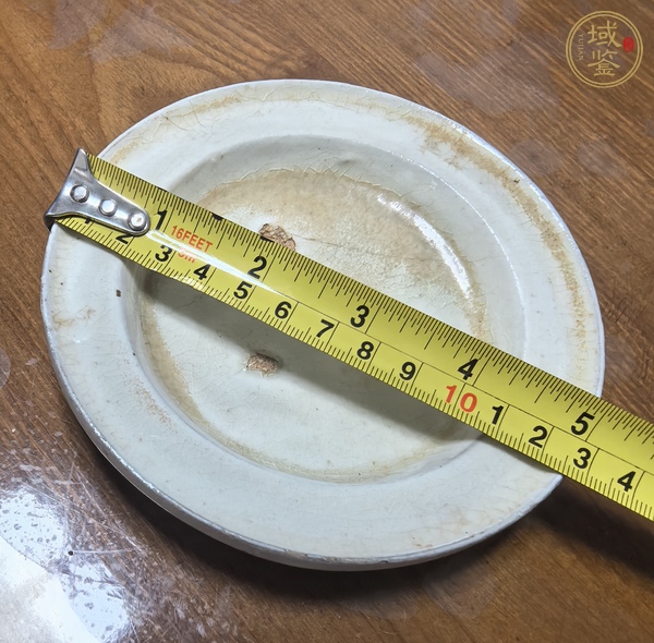 古玩陶瓷白釉折沿盤真品鑒賞圖