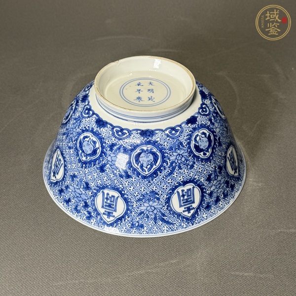 古玩陶瓷青花碗真品鑒賞圖