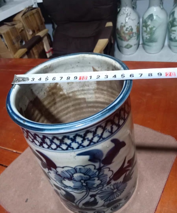 古玩陶瓷花卉紋青花筆筒拍賣，當(dāng)前價(jià)格15000元