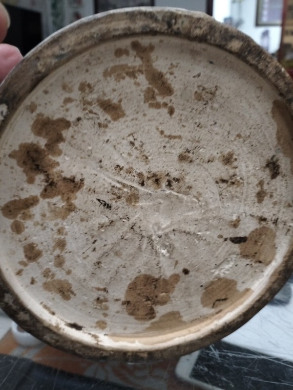 古玩陶瓷花卉紋青花筆筒拍賣，當(dāng)前價(jià)格15000元