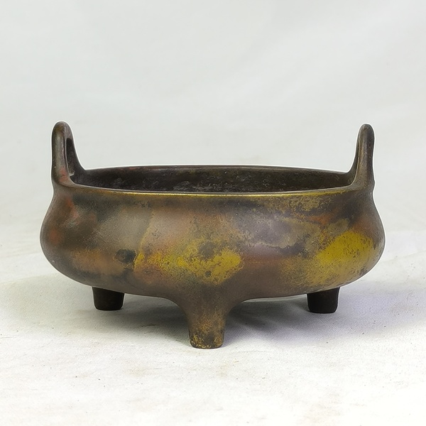 古玩轉(zhuǎn)賣清晚期沖天耳爐拍賣，當(dāng)前價(jià)格399元