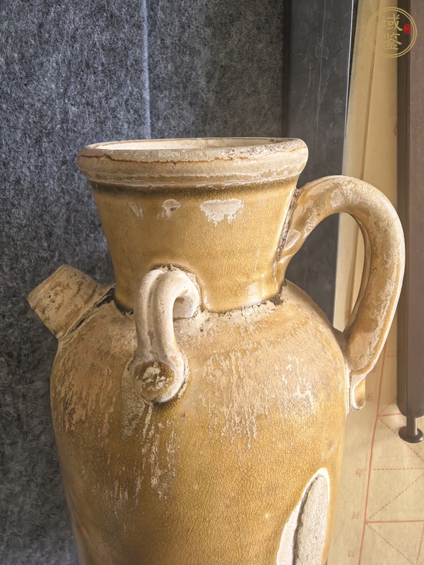 古玩陶瓷唐代黃釉執(zhí)壺真品鑒賞圖