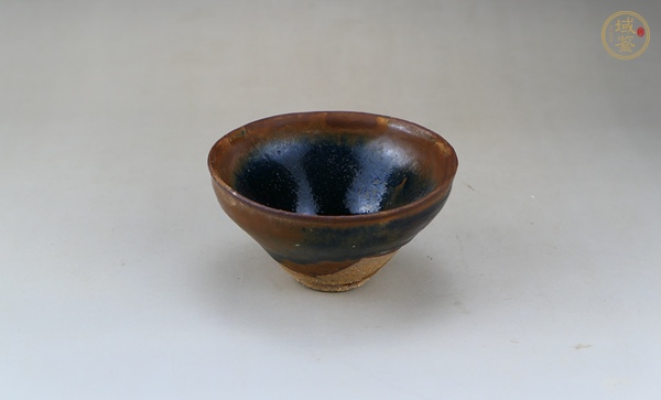 古玩陶瓷建窯柿紅絲毫盞真品鑒賞圖