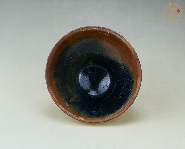 古玩陶瓷建窯柿紅絲毫盞真品鑒賞圖