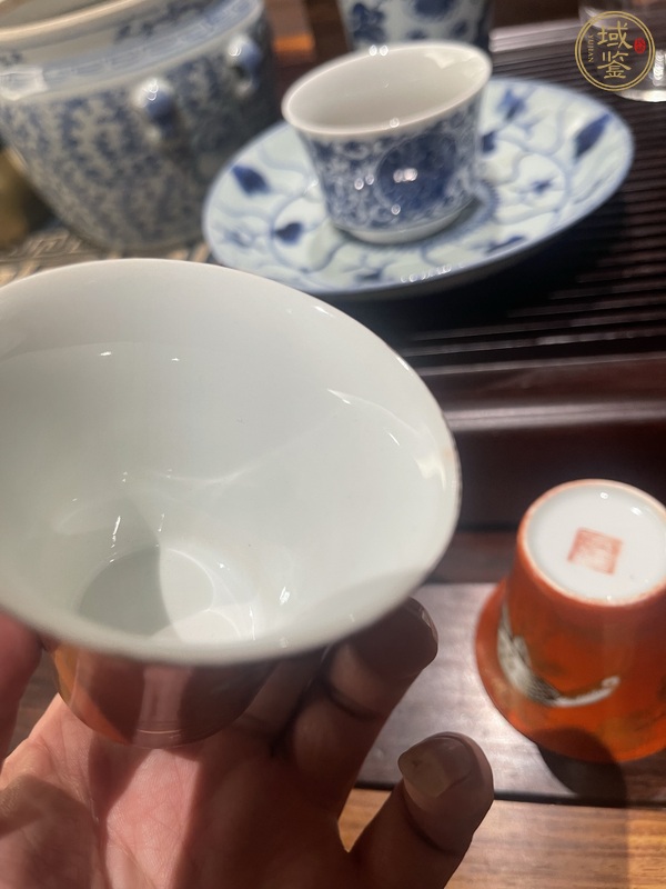 古玩陶瓷松鶴紋馬蹄杯真品鑒賞圖