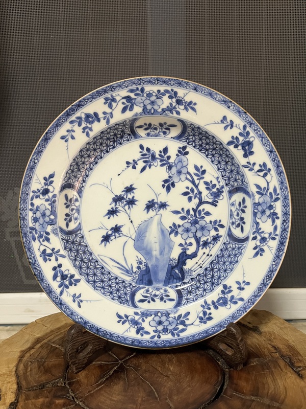 古玩陶瓷（保真卡）清康熙·青花竹石花卉紋折沿盤2拍賣，當前價格2500元