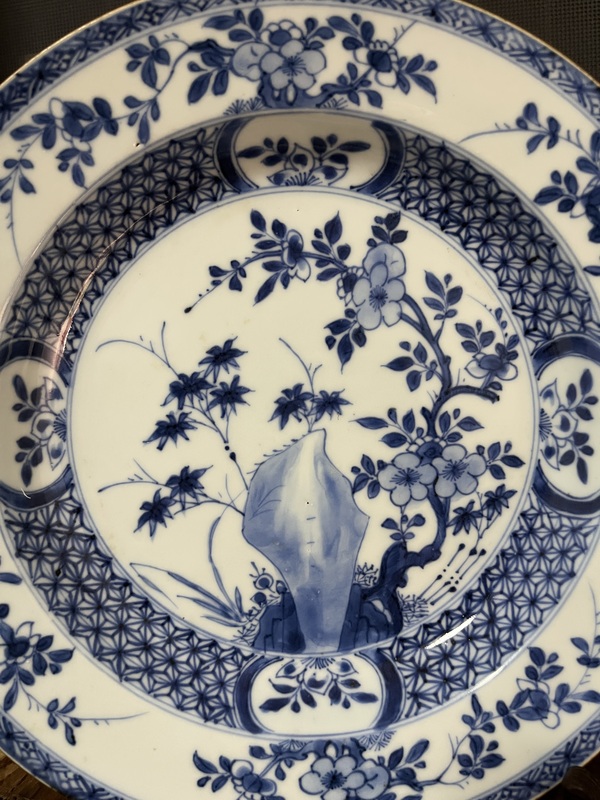 古玩陶瓷（保真卡）清康熙·青花竹石花卉紋折沿盤2拍賣，當前價格2500元