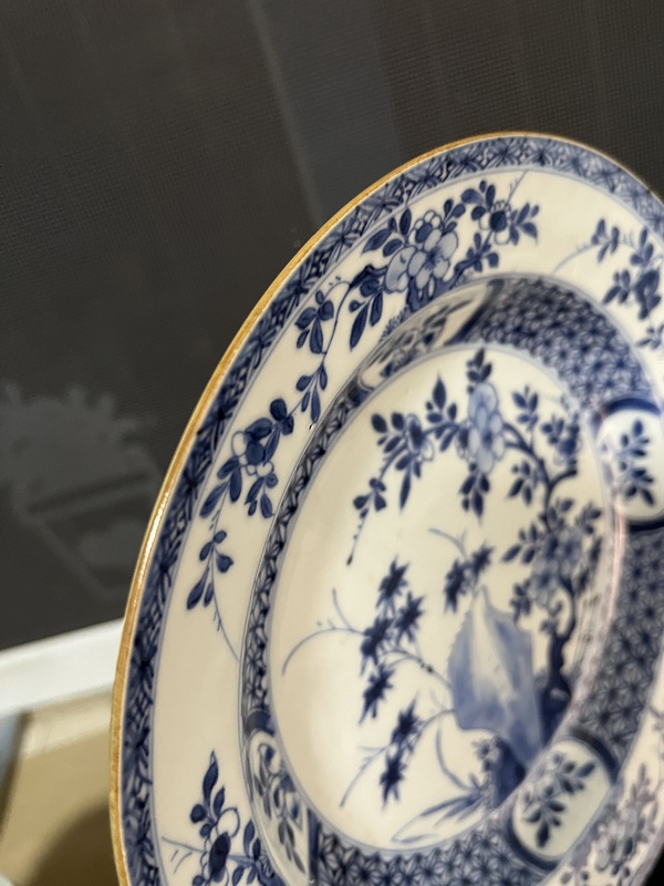 古玩陶瓷（保真卡）清康熙·青花竹石花卉紋折沿盤2拍賣，當前價格2500元
