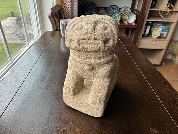 古玩案頭獅真品鑒賞圖