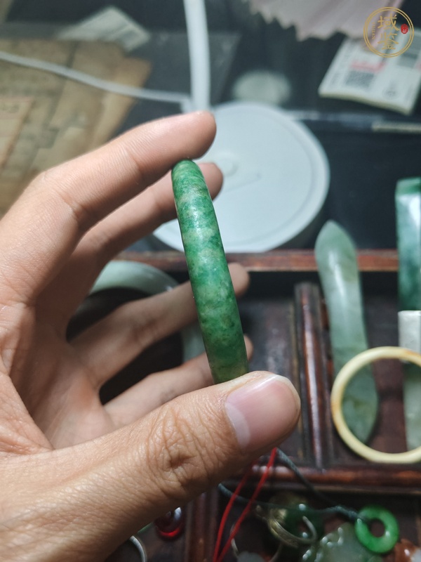 古玩玉器天然翡翠手鐲真品鑒賞圖