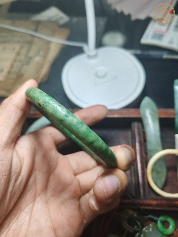 古玩玉器天然翡翠手鐲真品鑒賞圖
