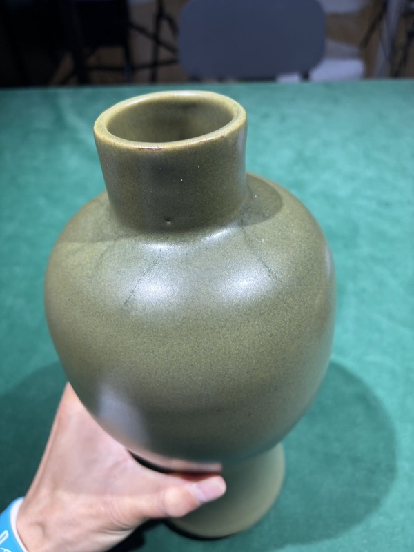 古玩陶瓷清中期 茶葉末釉梅瓶(淄博窯)拍賣,當前價格6500元